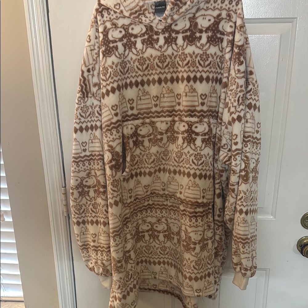 Peanuts Cream and Brown Patterned Hoodie